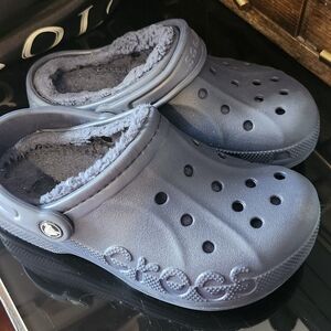 CROCS Kids Fuzzy Lined Blue Clogs